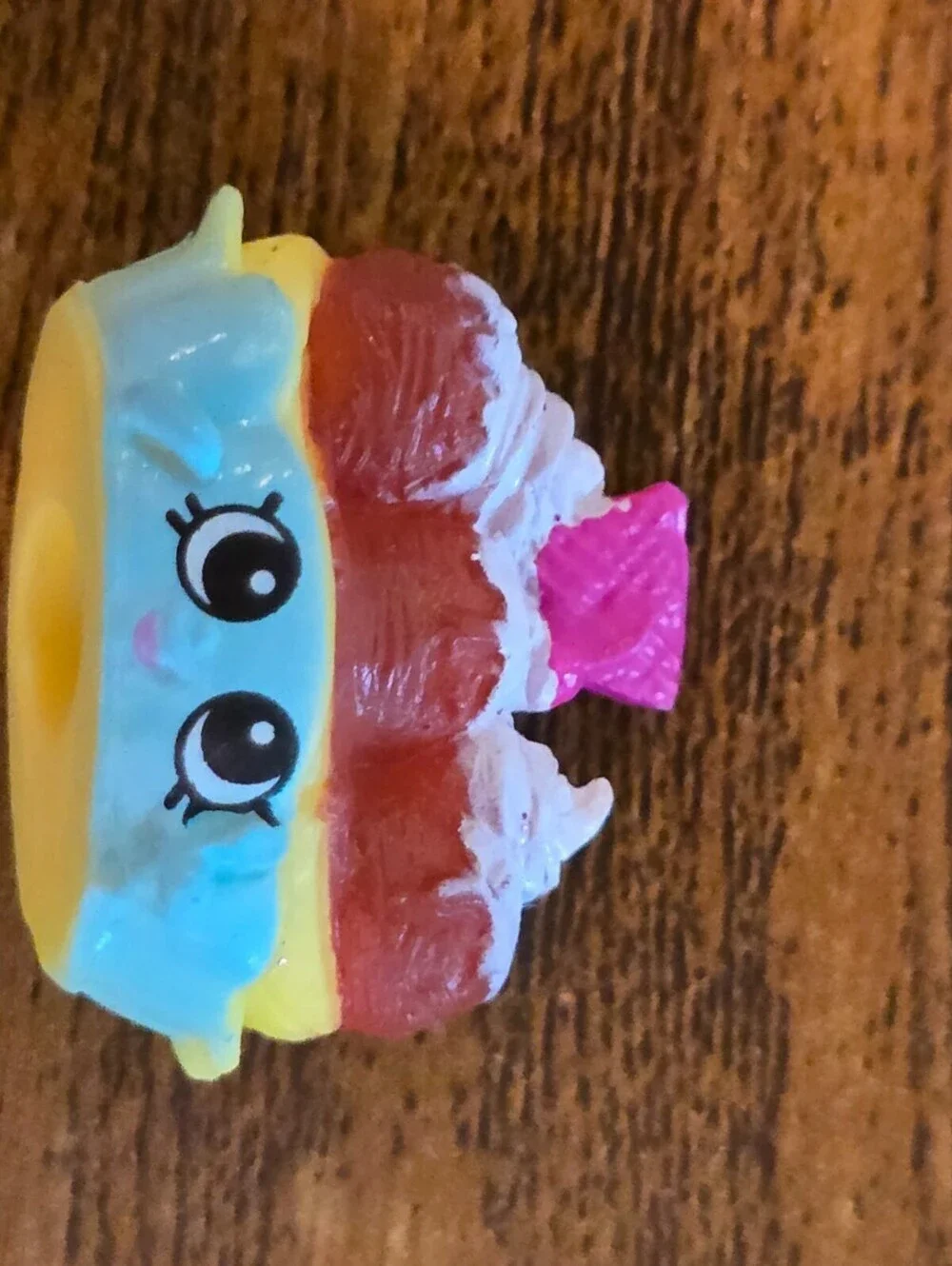 Shopkins Season 4 Food Fair Banana Splitty character